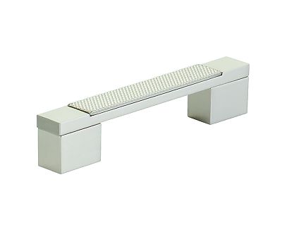 Schaub and Company Urbano 4" (102mm) Center-to-Center Cabinet Pull (Brushed Nickel)