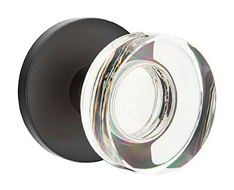 Does the dummy set come with 2 doorknobs